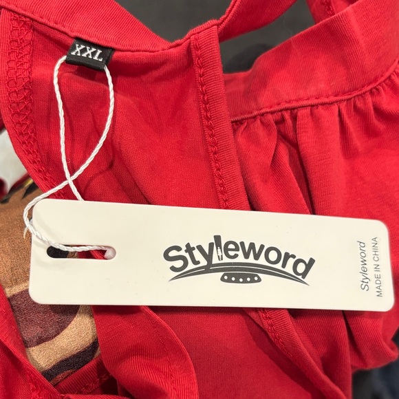 Elegant Red Halter Maxi Dress - Picture 5 of 5